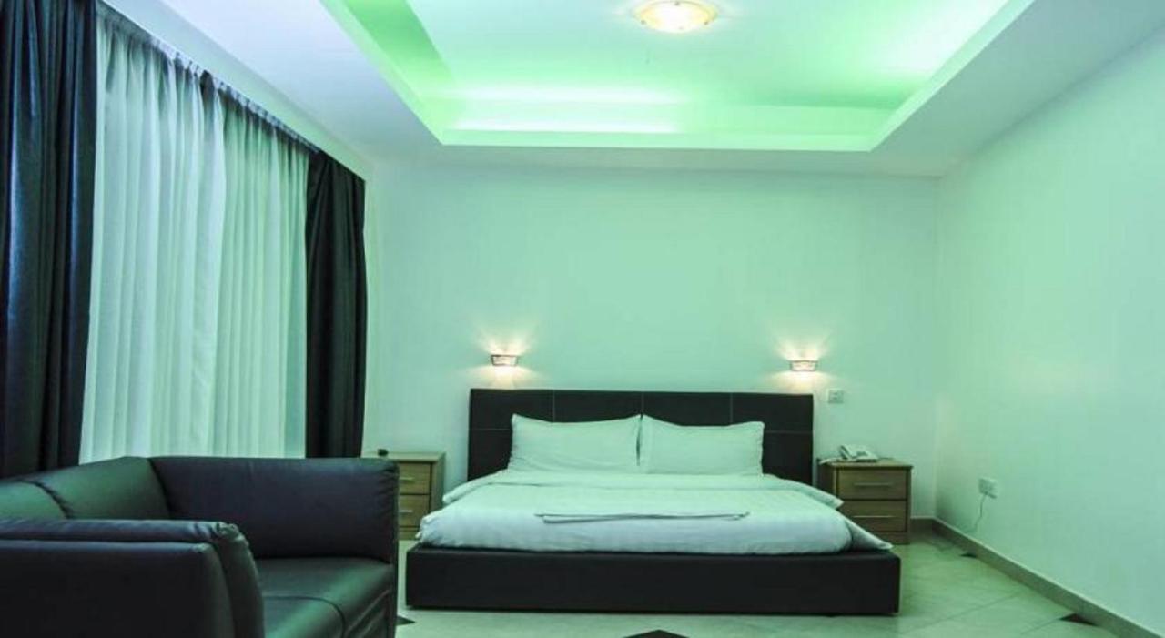 Wash And Wills Hotel Mbale Exterior photo
